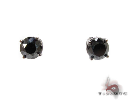 Ladies black hot sale stud earrings