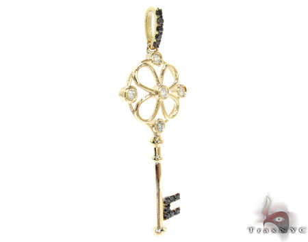 Yellow Gold Round Cut Bezel Prong Diamond Key Pendant 23907