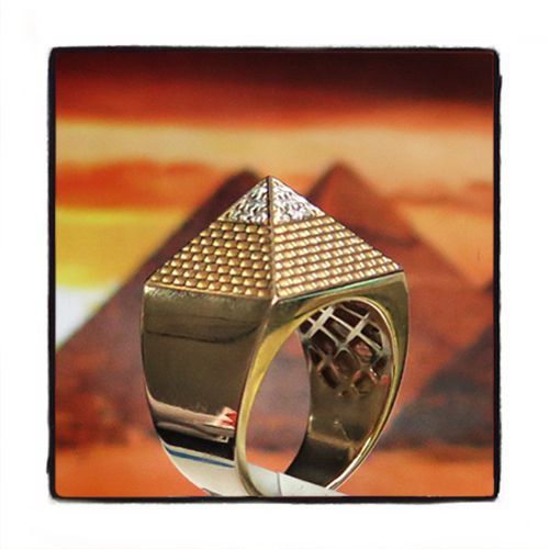 Gents 9ct Heavy Pyramid Ring | Danielsthejewellers