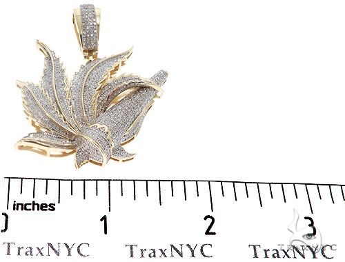 10K Yellow Gold Weed newest Marijuana Pendant C