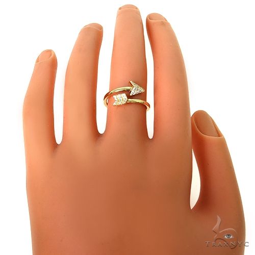 Arrow deals engagement ring