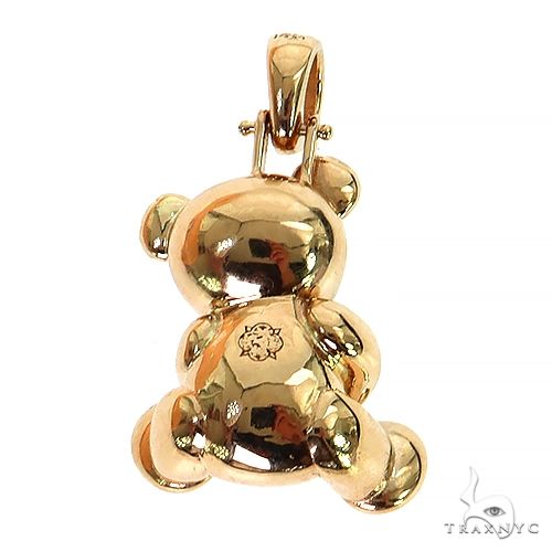 Teddy bear hot sale diamond pendant