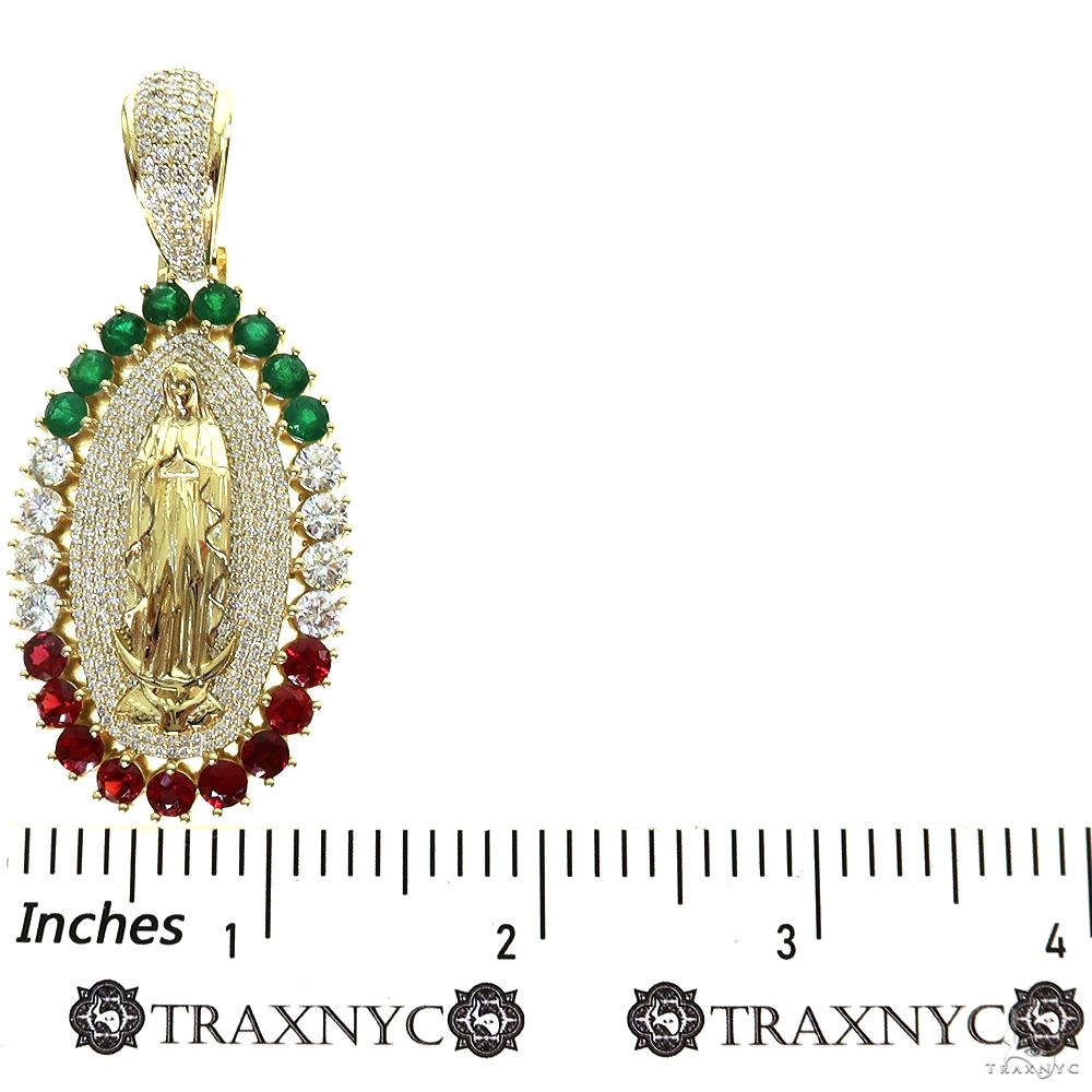 アクセサリー Supreme - Virgin Of Guadalupe Pendant La Virgin De Guadalupe Pendant 69890: buy online in NYC
